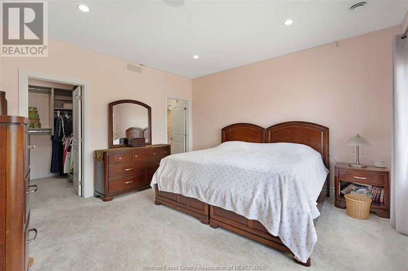 3740 DONATO Drive  LaSalle, N9H0L5 | Image 16