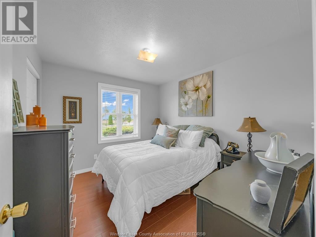 16925 Lakeshore Road 303 Image 21