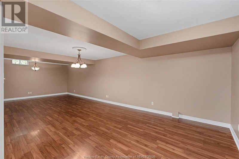 11944 Cobblestone Crescent  Windsor, N8P1T7 | Image 22