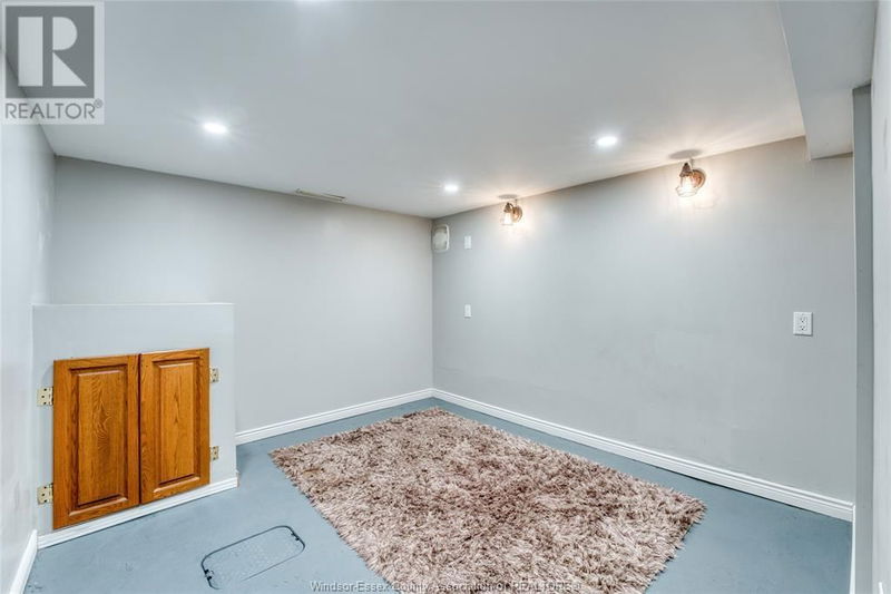 1524 ST. LUKE null  Windsor, N9V2R8 | Image 24