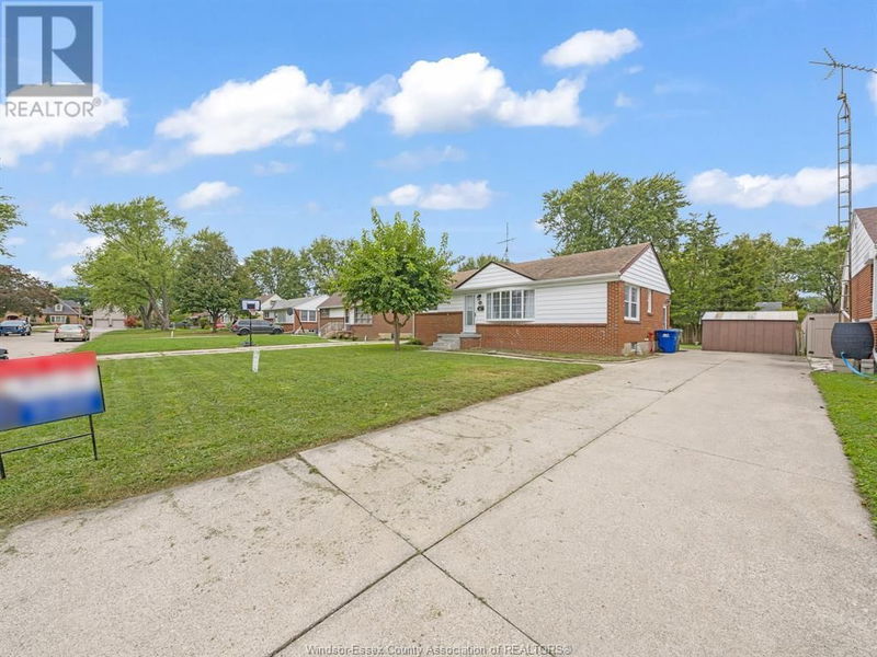 3560 ACADEMY Drive  Windsor, N9E2H9 | Image 8