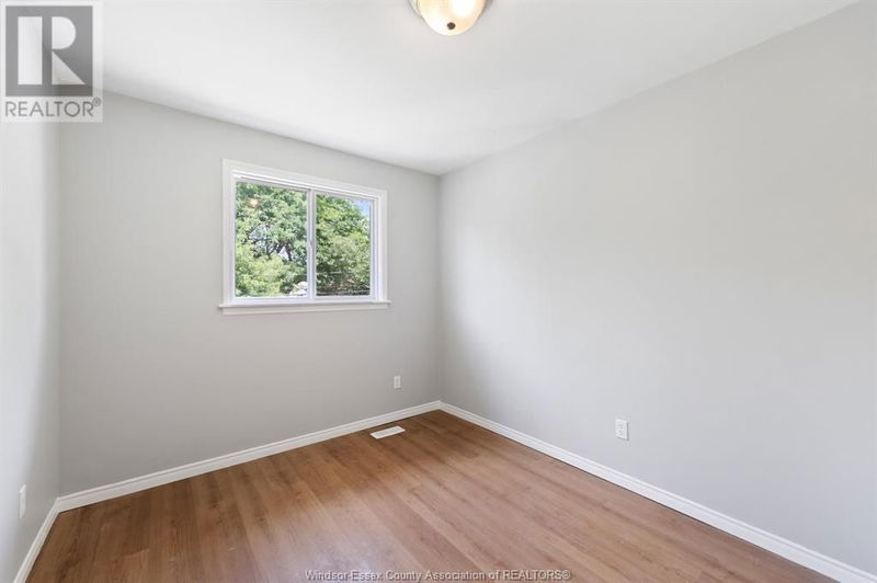 361 SOUTH null  Windsor, N9C2W4 | Image 14