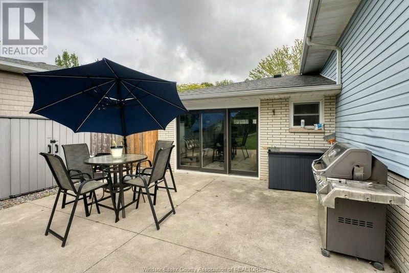 11 BENNIE null  Leamington, N8H4L4 | Image 39