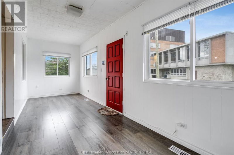 27 8th Street  Chatham, N7M4J4 | Image 3