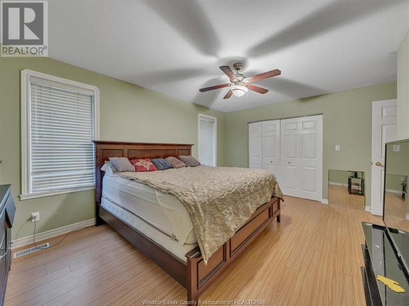 2480 RADCLIFF Avenue  Windsor, N8P1V5 | Image 14