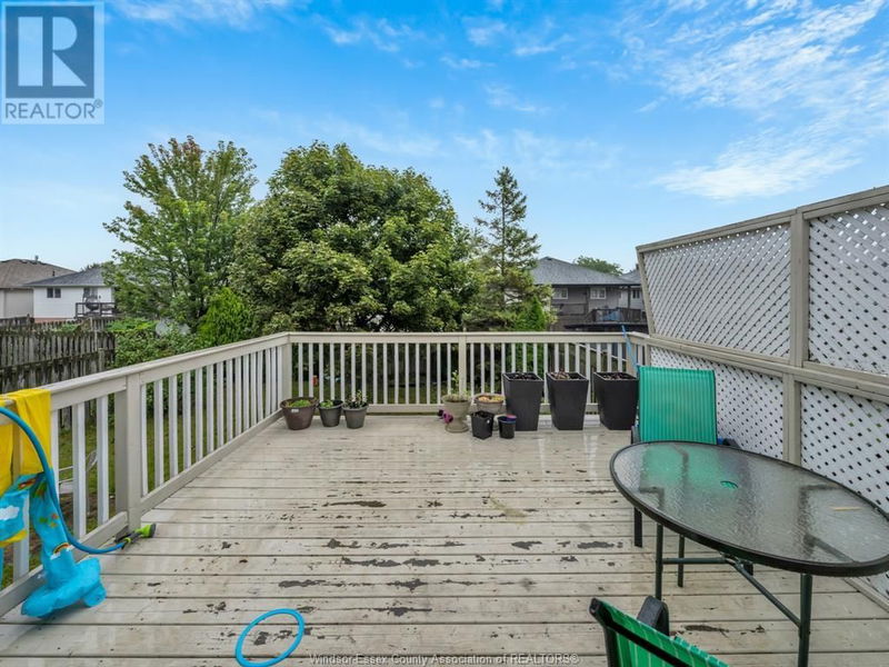 2480 RADCLIFF Avenue  Windsor, N8P1V5 | Image 36