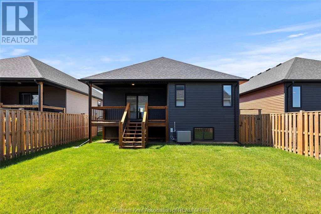 268 Moonstone CRESCENT Image 6