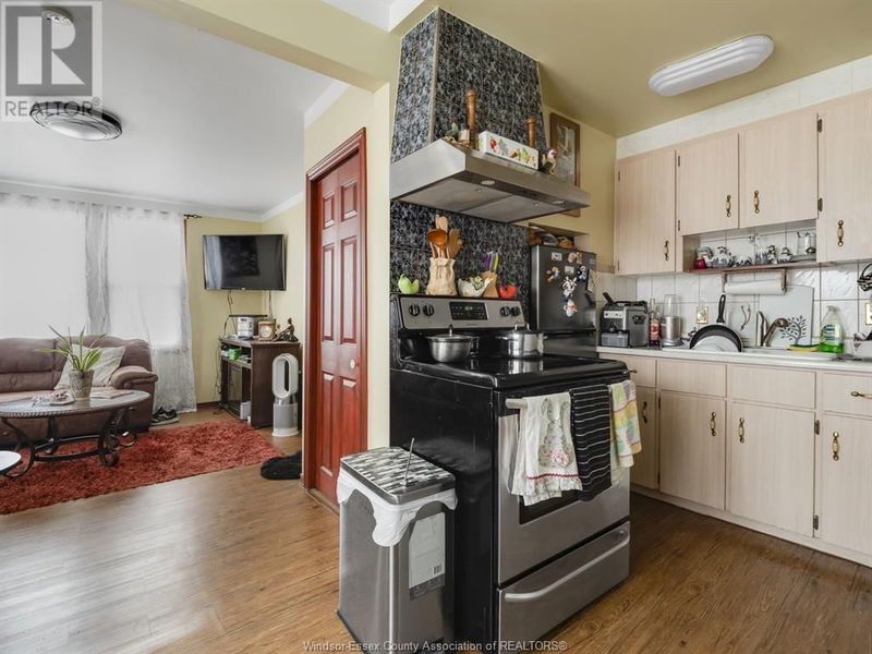 401 PARENT Avenue  Windsor, N9A2B9 | Image 18