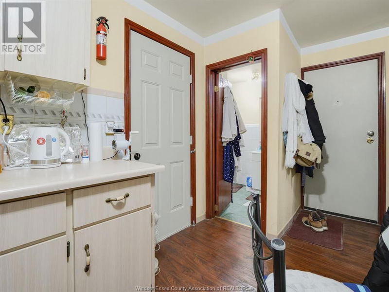 401 PARENT Avenue  Windsor, N9A2B9 | Image 24