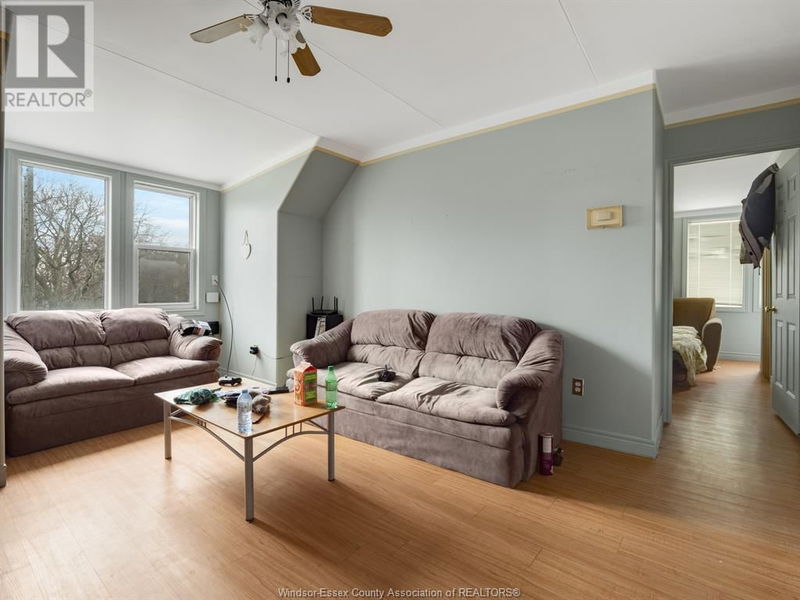 401 PARENT Avenue  Windsor, N9A2B9 | Image 28