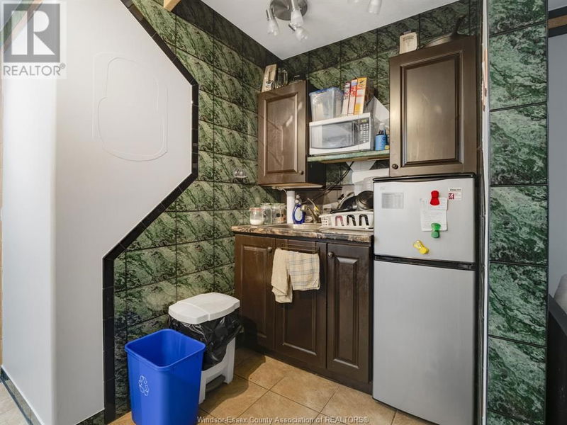 401 PARENT Avenue  Windsor, N9A2B9 | Image 36