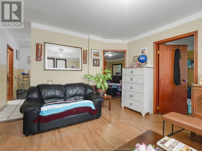 401 PARENT Avenue  Windsor, N9A2B9 | Image 5