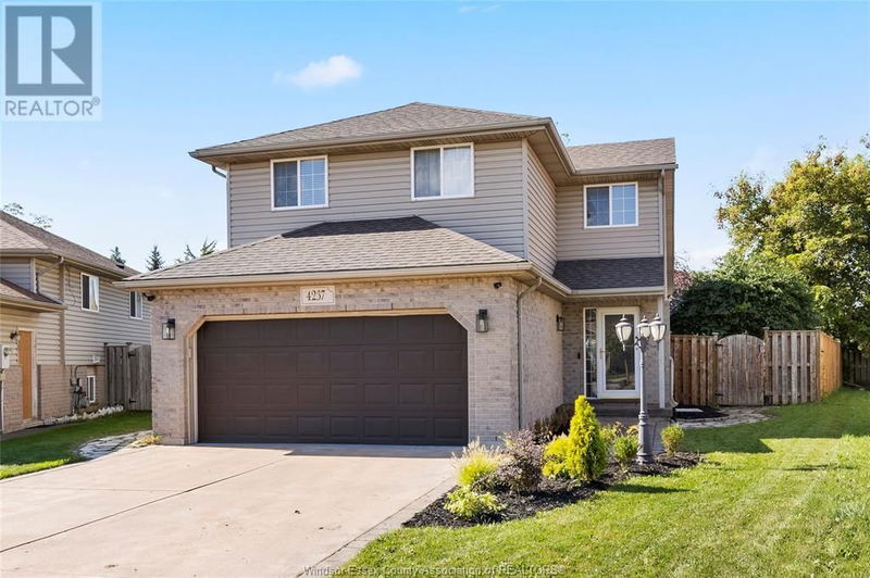 4237 PEARLEAF Court  Windsor, N9G2R9 | Image 1