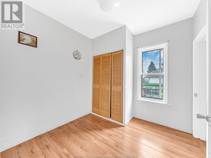 594 JANETTE Avenue  Windsor, N9A4Z5 | Image 12