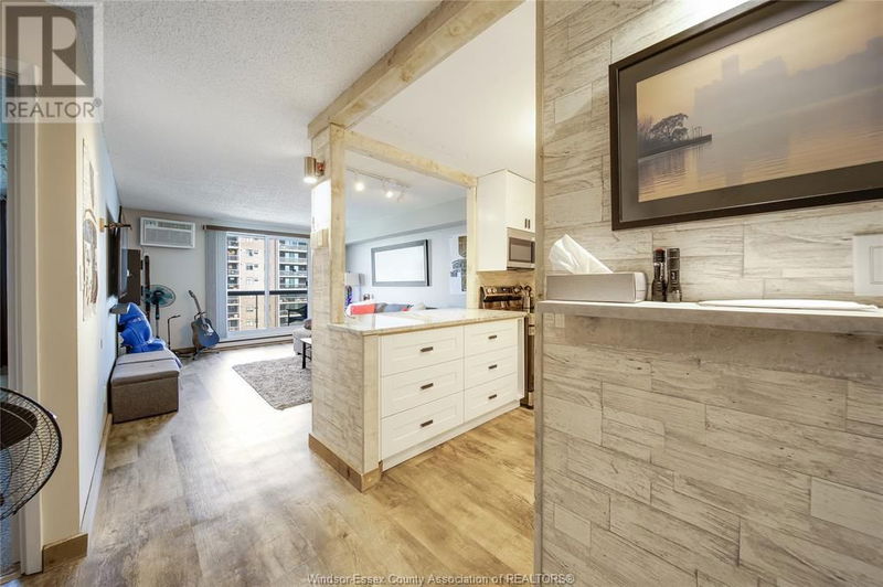  913 - 9099 RIVERSIDE Drive East Windsor, N8S4P9 | Image 2