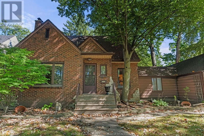 2558 GLADSTONE Avenue  Windsor, N8W2P3 | Image 4