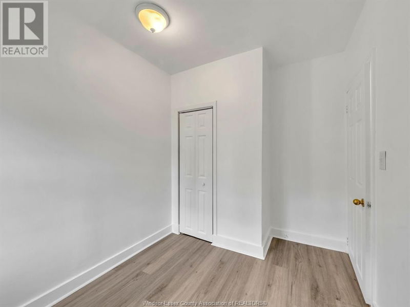 1046 ALBERT Road  Windsor, N8Y3P4 | Image 11