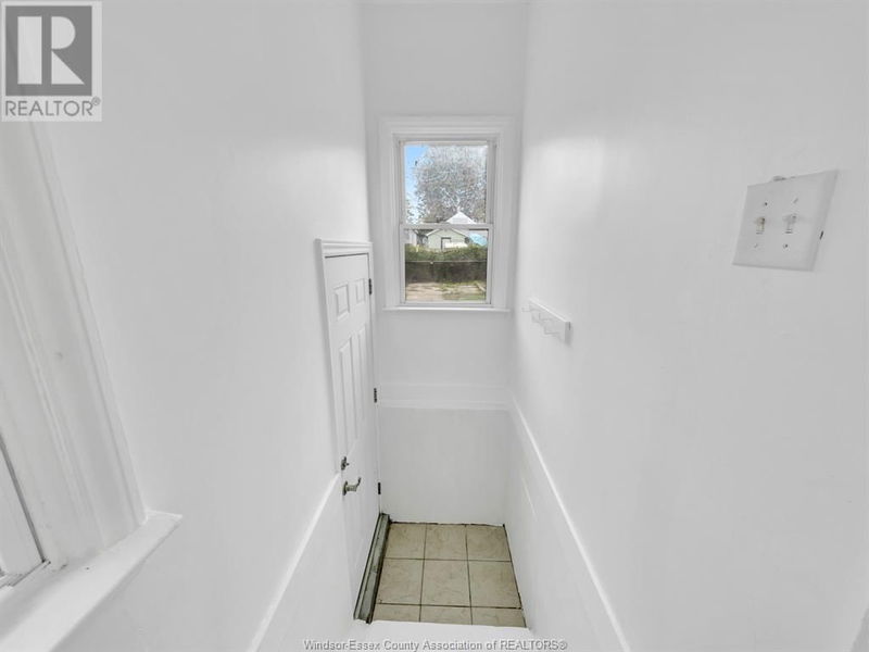 1046 ALBERT Road  Windsor, N8Y3P4 | Image 26