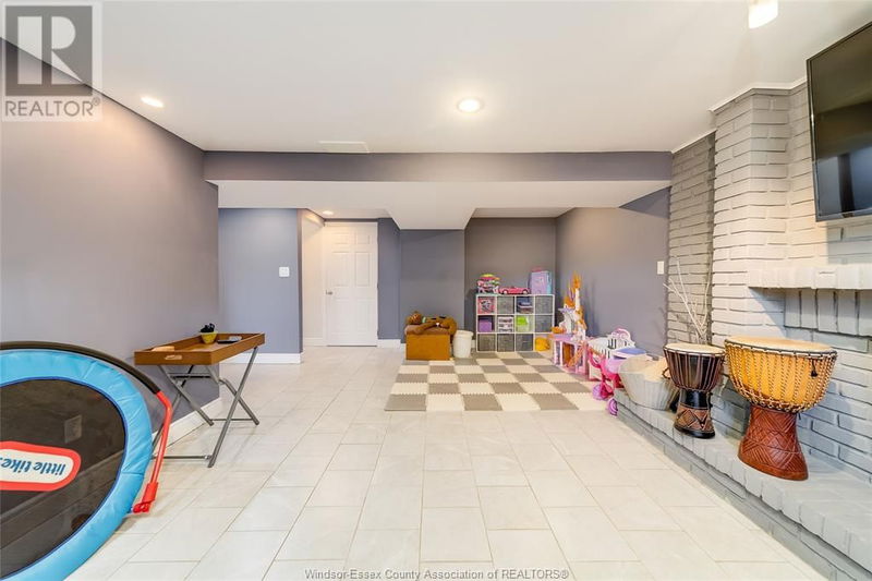 3730 WILDWOOD null  Windsor, N8R2B6 | Image 32