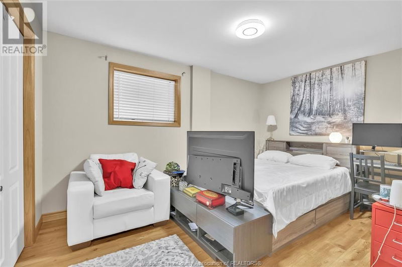 1384 HIGHNOON Drive  Windsor, N9G2X2 | Image 26