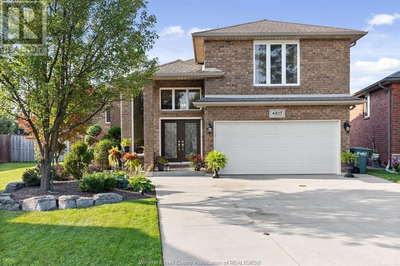 4817 Barcelona Crescent  Windsor, N9G3E9 | Image 2