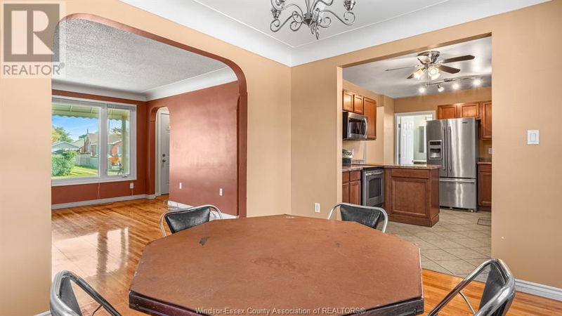 2503 ARTHUR null  Windsor, N8W4W1 | Image 13