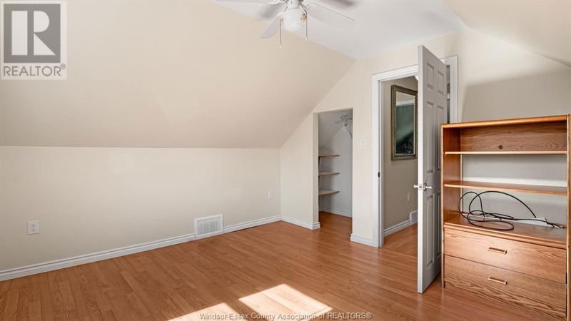 2503 ARTHUR null  Windsor, N8W4W1 | Image 25