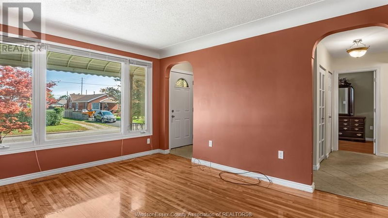 2503 ARTHUR null  Windsor, N8W4W1 | Image 9