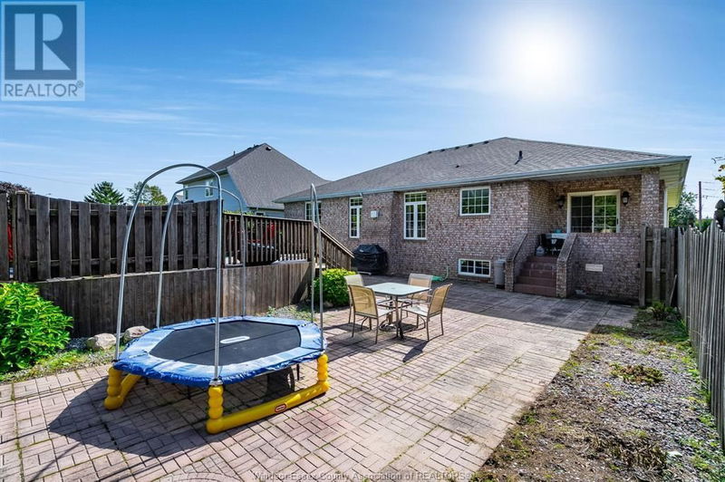 302 Applewood null  Kingsville, N9Y3Y5 | Image 41