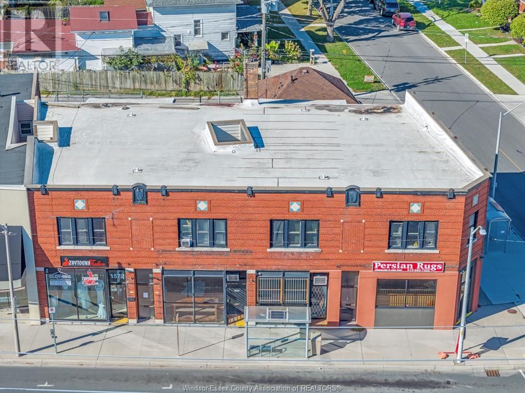 1572 TECUMSEH ROAD EAST Image 2