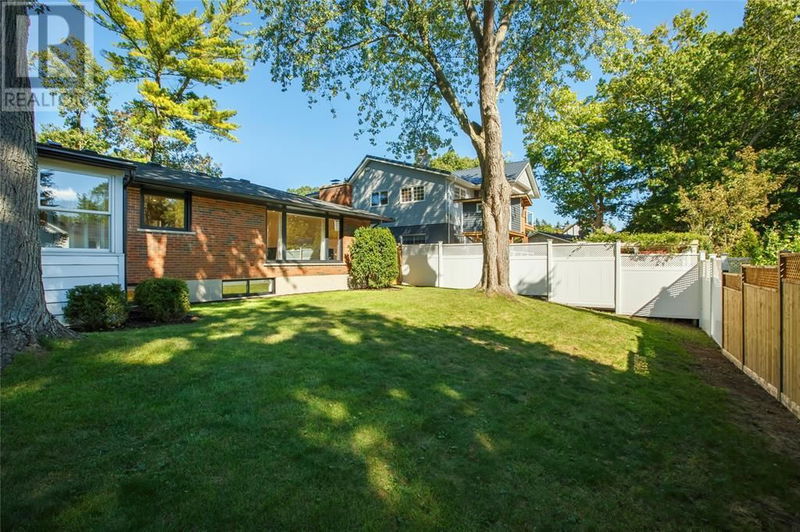 1355 LAKESHORE Road  Sarnia, N7S2M3 | Image 37