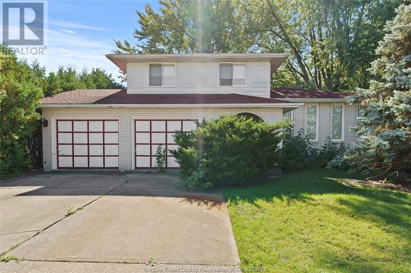 655 ROSELAND Drive South Windsor, N9G1T7 | Image 1