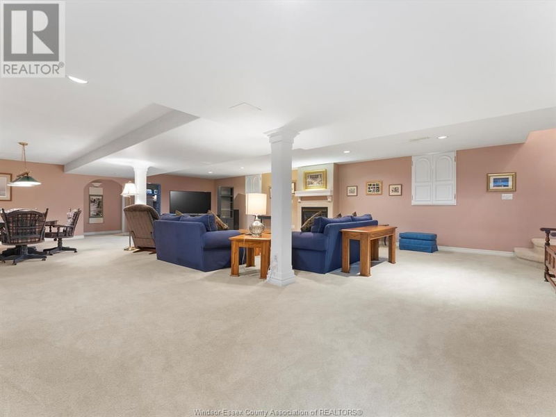 163 CLUBVIEW null  Amherstburg, N9V3Z1 | Image 33