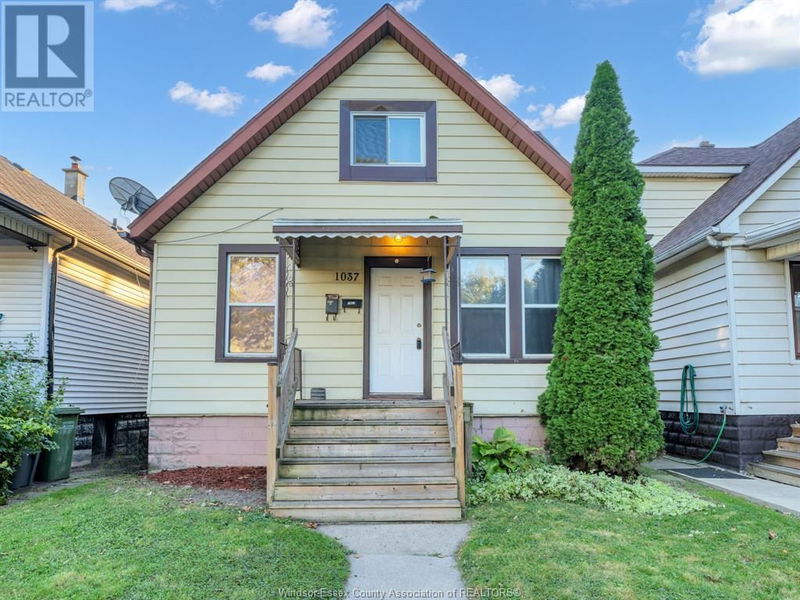 1037 HICKORY Road  Windsor, N8Y3S2 | Image 1