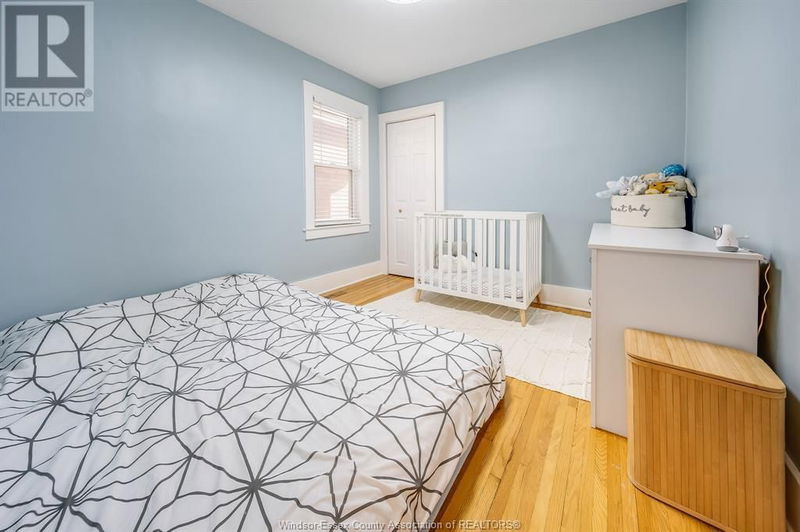 1832 GLADSTONE Avenue  Windsor, N8W2N3 | Image 20