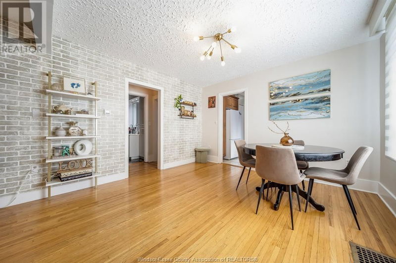 1832 GLADSTONE Avenue  Windsor, N8W2N3 | Image 9