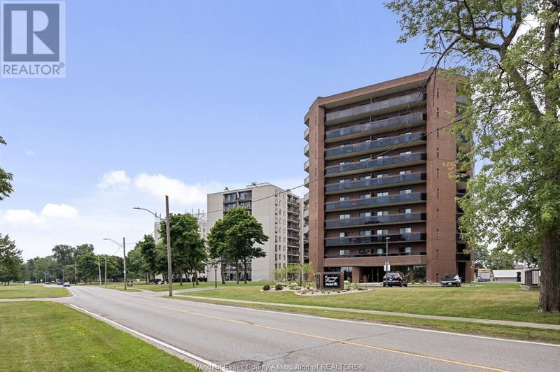  803 - 3663 RIVERSIDE Drive  Windsor, N8Y4V3 | Image 32