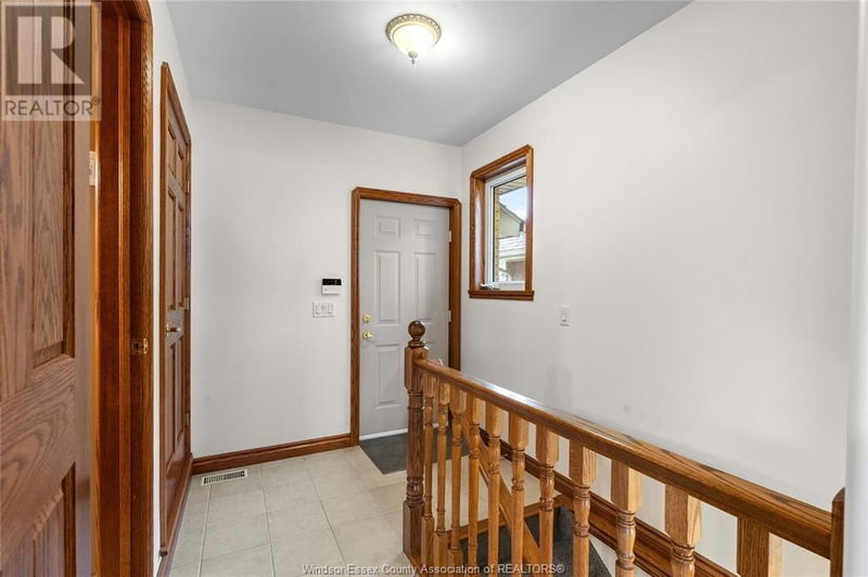 18 SHERWAY Court  Leamington, N8H5K3 | Image 28