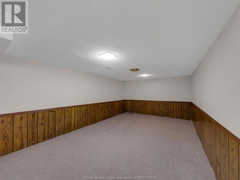 2977 FOREST GLADE Drive  Windsor, N8R1L6 | Image 21