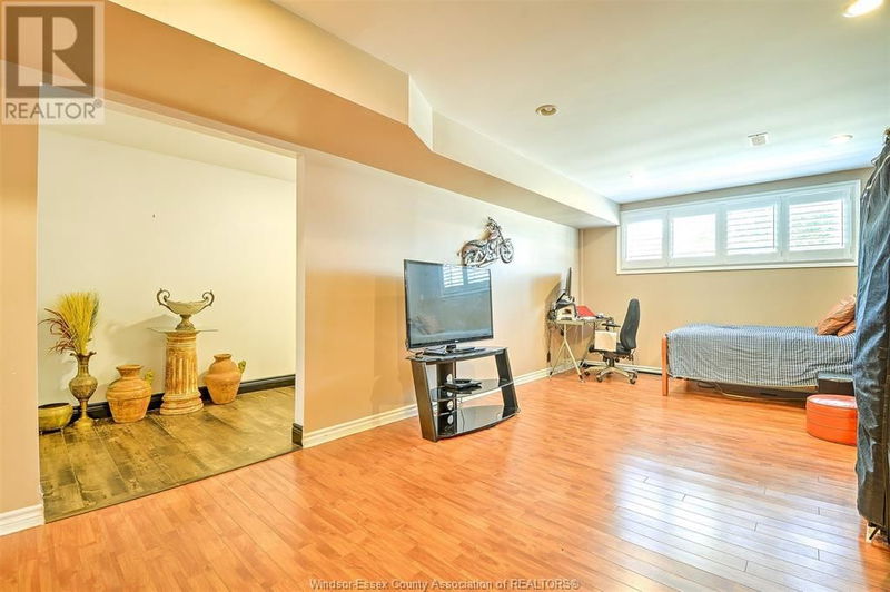 3372 CANDLEWOOD Crescent  Windsor, N8W5M5 | Image 21