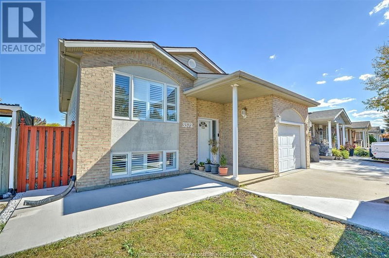 3372 CANDLEWOOD Crescent  Windsor, N8W5M5 | Image 4