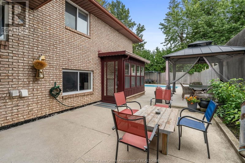 3308 FOREST GLADE Drive  Windsor, N8R1X3 | Image 37