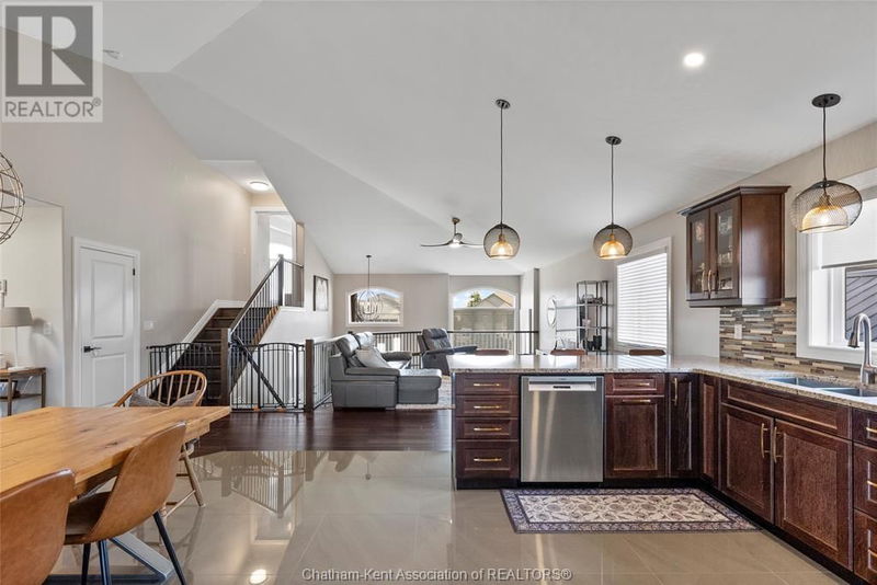 31 PEACHTREE Lane  Chatham, N7L0G3 | Image 15