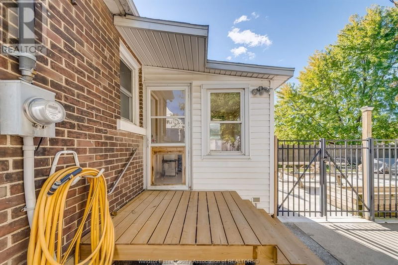 1863 DURHAM Place  Windsor, N8W3A2 | Image 38