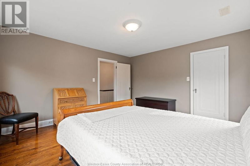 5765 RIVERSIDE Drive East Windsor, N8S1B2 | Image 25