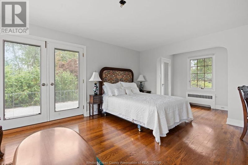 5765 RIVERSIDE Drive East Windsor, N8S1B2 | Image 27