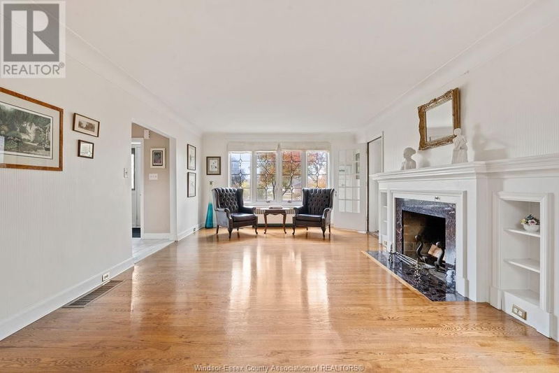 5765 RIVERSIDE Drive East Windsor, N8S1B2 | Image 32