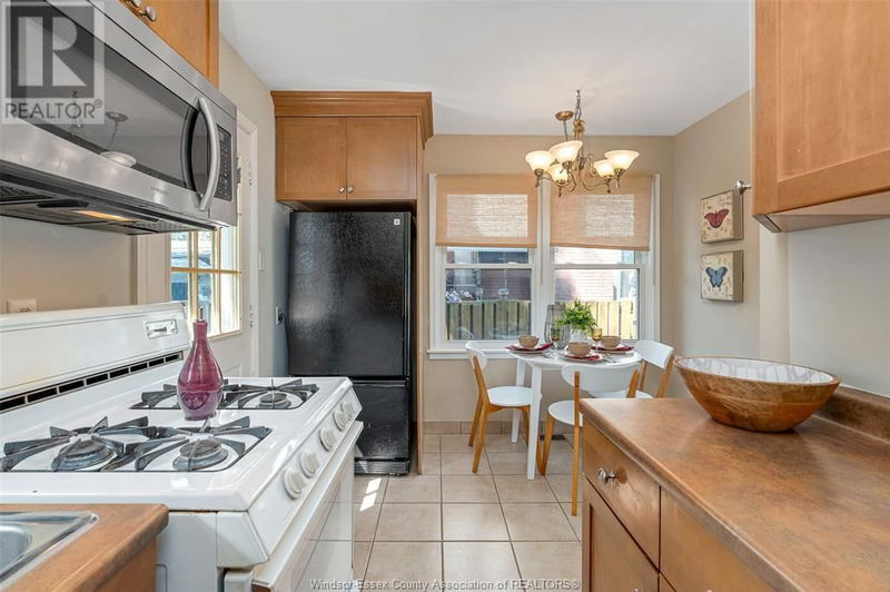 2523 KILDARE null  Windsor, N8W2Y4 | Image 9