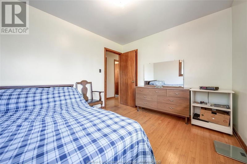 1557 CENTRAL Avenue  Windsor, N8Y3V7 | Image 21