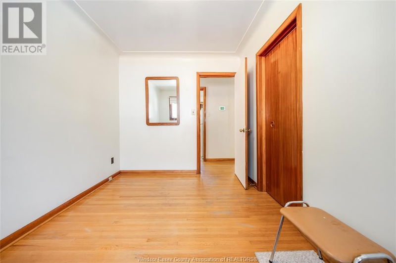 1557 CENTRAL Avenue  Windsor, N8Y3V7 | Image 27